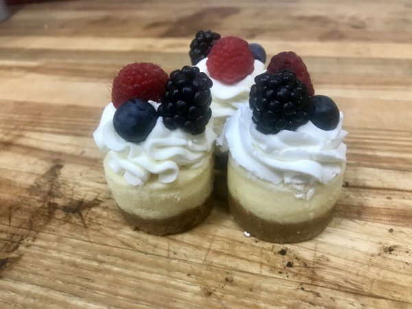 Cheesecake Mini - Mixed Berry
