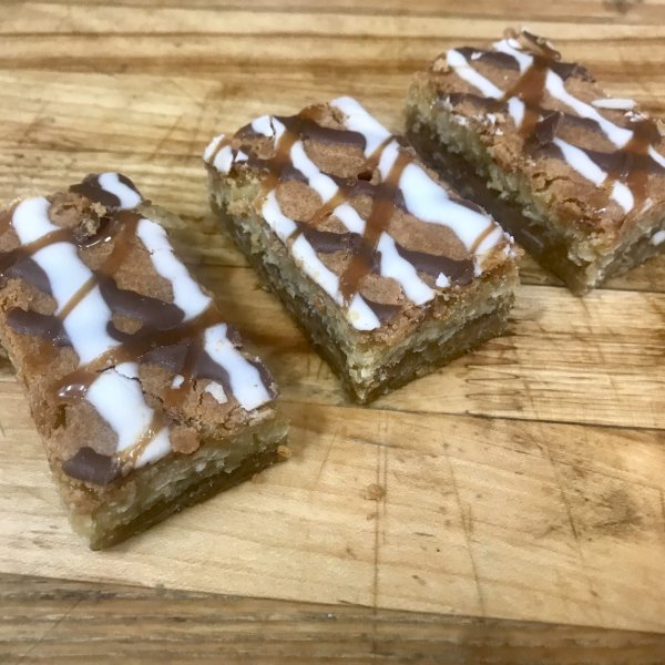 Caramel Crunch Square