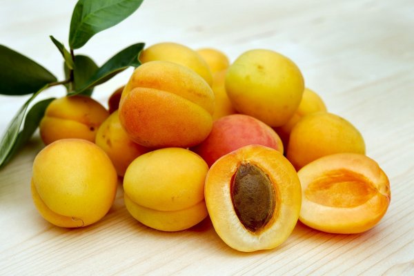 *Local Apricot - Basket*