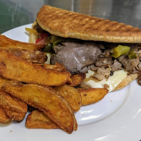 Garlic Roast Beef Sandwich & Potato Wedges